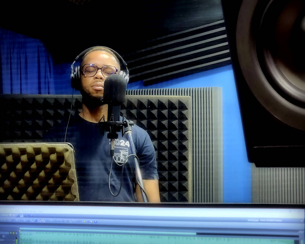 Vincent (Mr Vinnie) recording vocals.